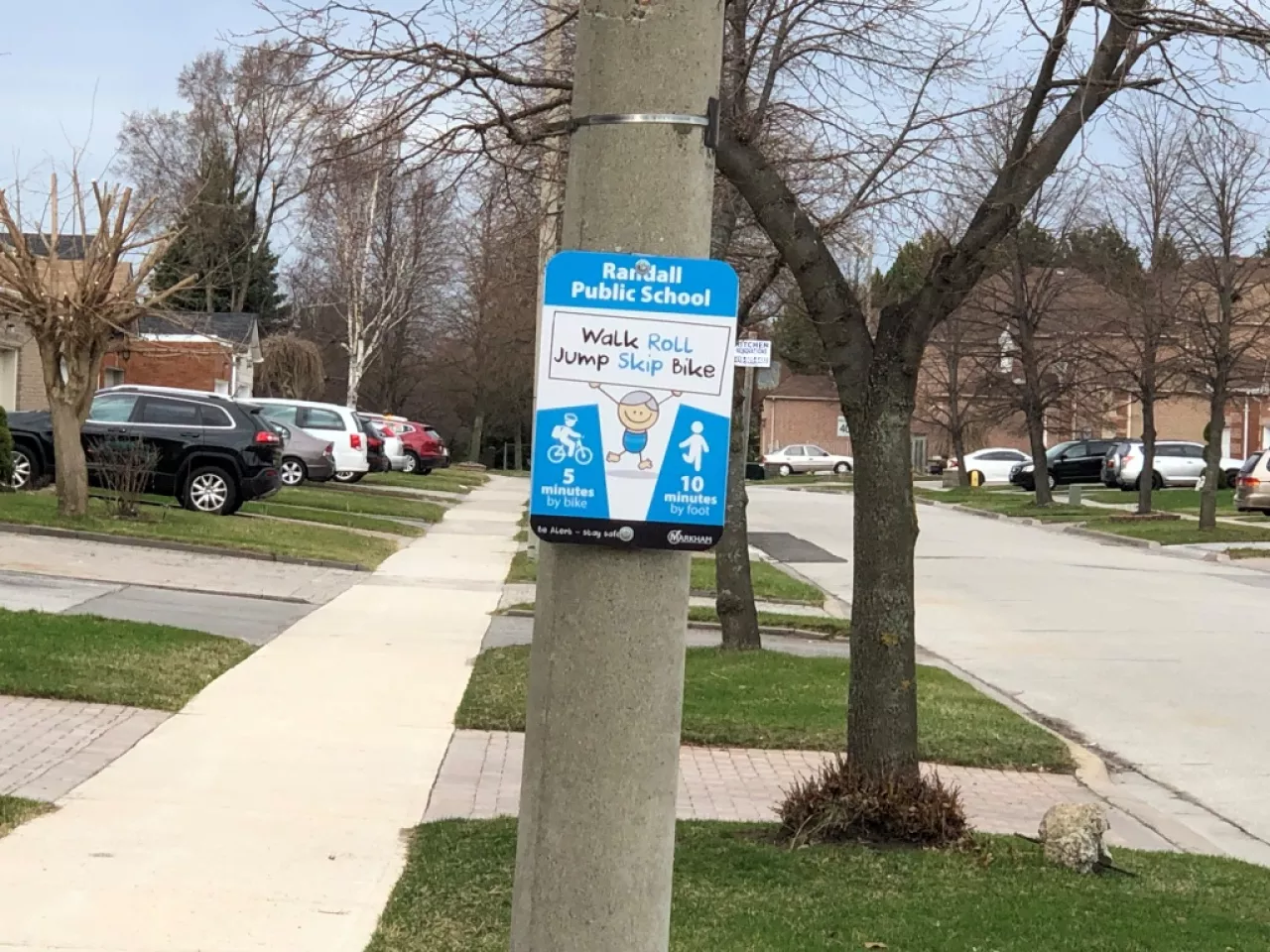 sidewalk sign